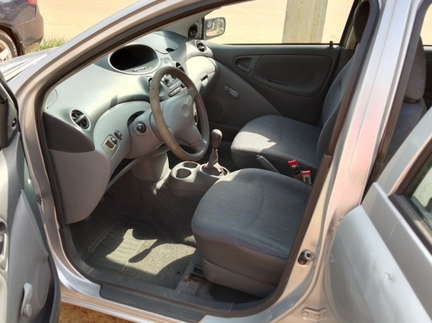 toyota-yaris-2003-for-sale-big-3