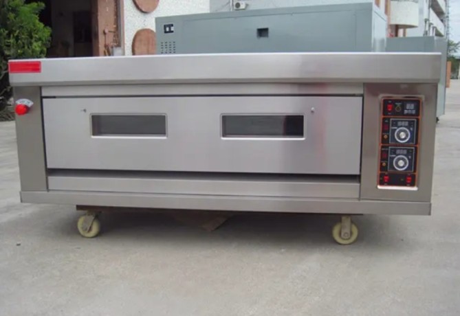 3-trays-1-deck-electric-oven-big-2